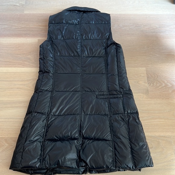 Lightweight long down vest - Picture 2 of 6